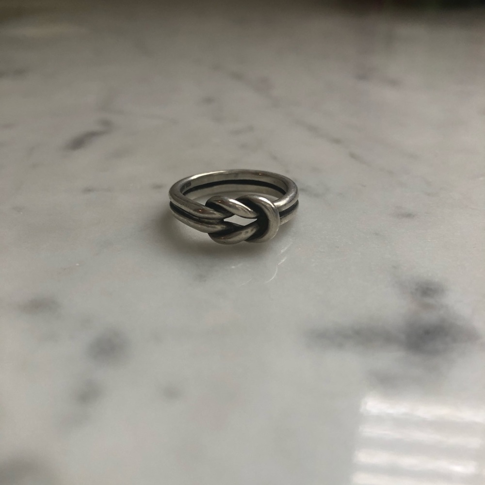 Lovers’ Knot James Avery Sterling Silver Ring